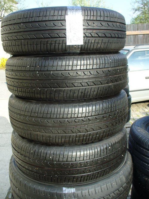 175/60x15 Bridgestone 1  