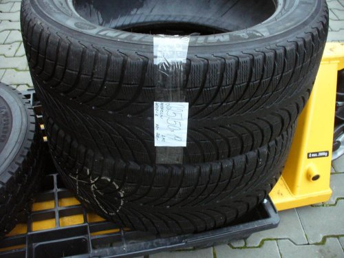 225/50x19 Michelin 1  