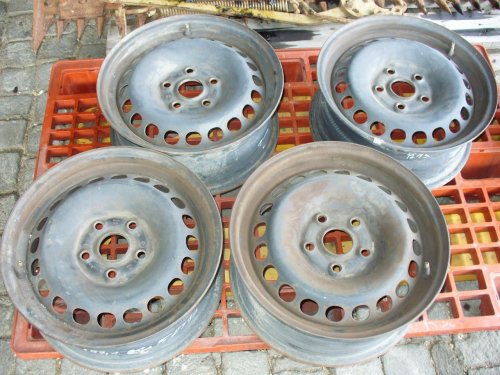 15"6J 5x112x57,1 ET37 W,Škoda 1  