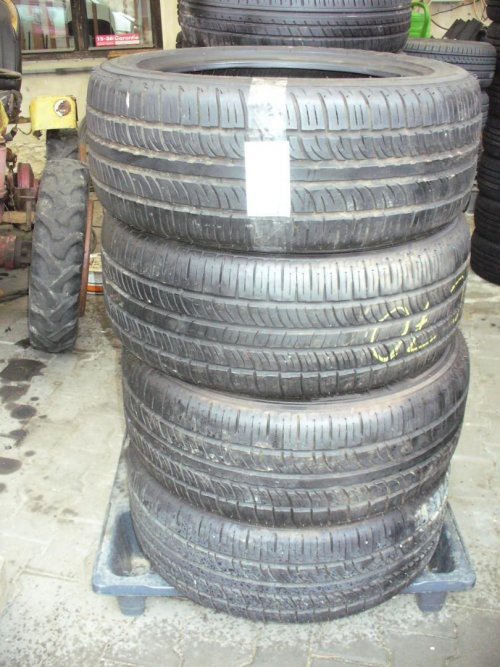 235/50x18 Pirelli 1  