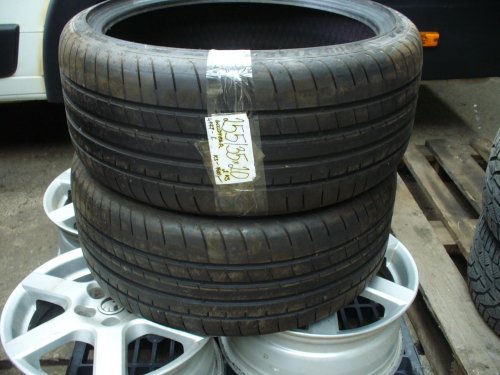 255/35x20 Goodyear 1  