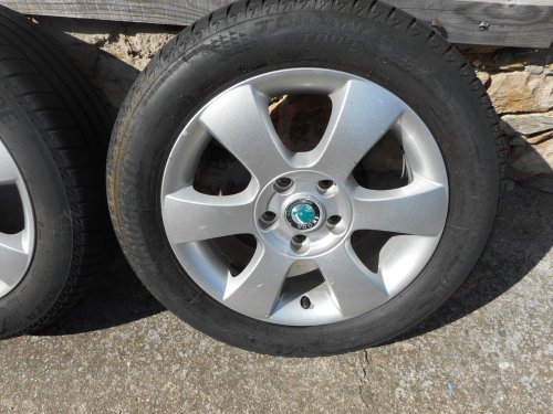 16"6,5J 5x112x57,1 ET50 Škoda orig. 4  